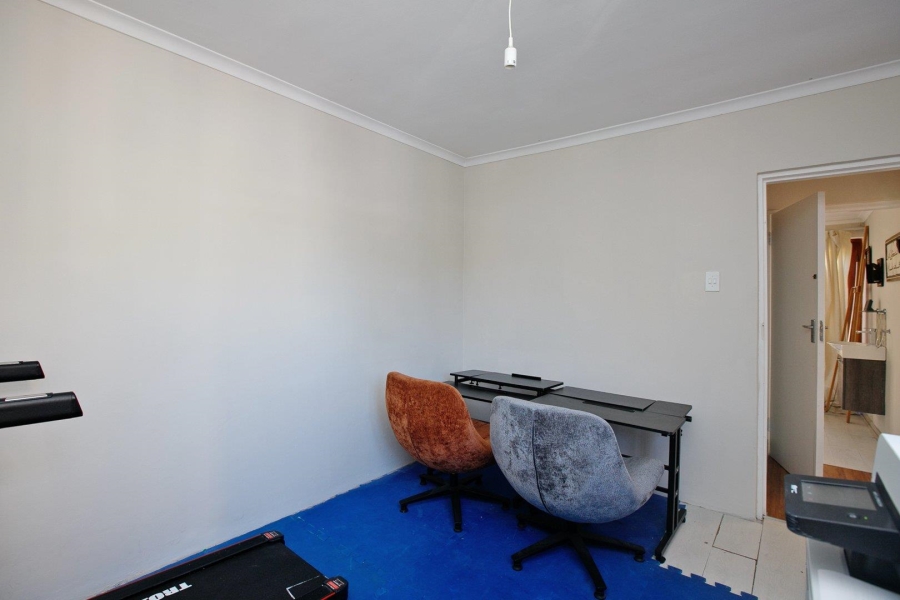 5 Bedroom Property for Sale in Claremont Western Cape